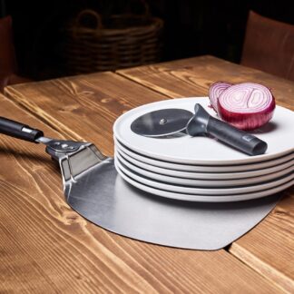 WEBER 6 Pizzatallerkener + hjul og spade